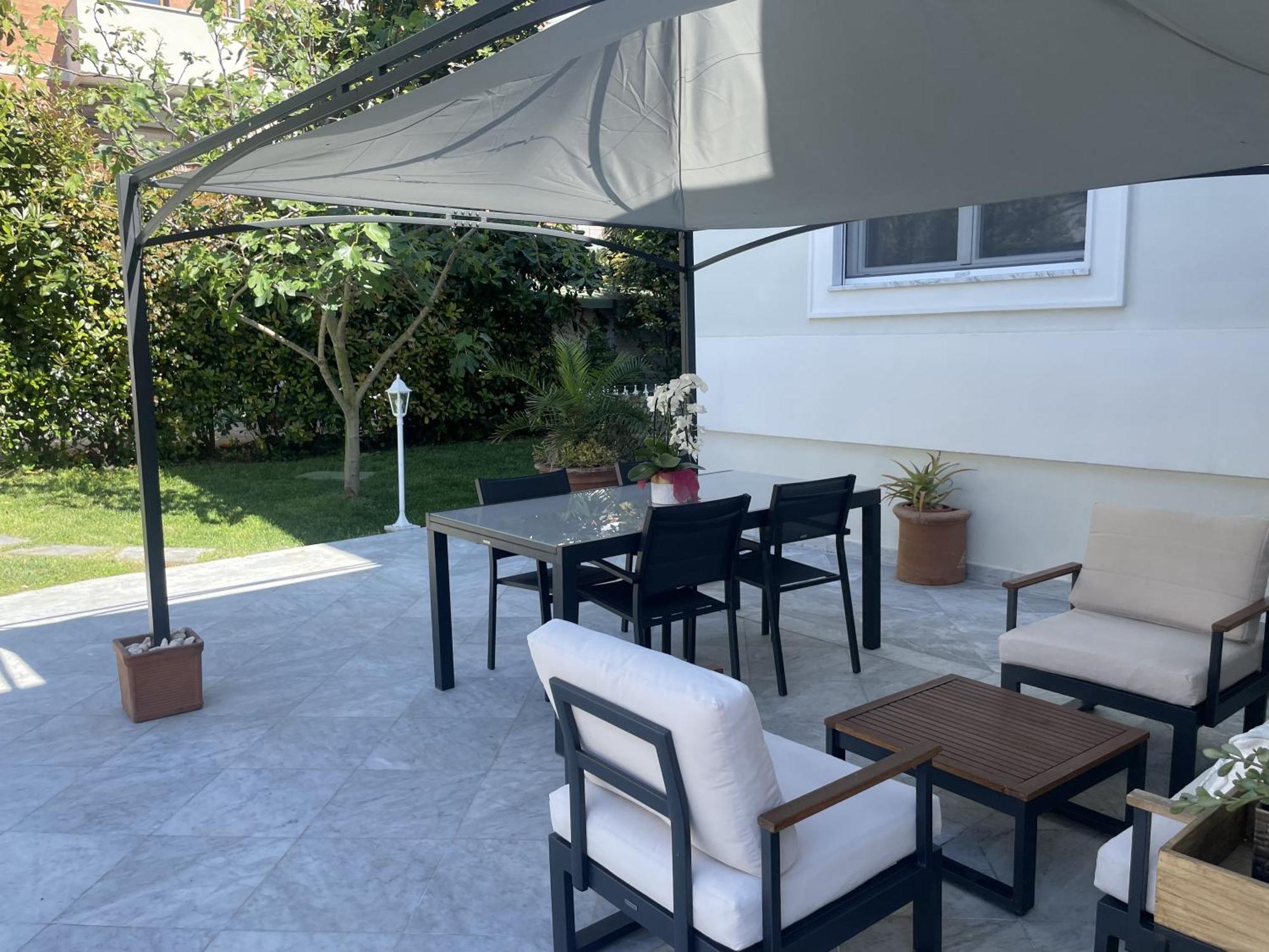 ליבורנו Villa Bianca A Few Steps By The Sea With Exclusive Garden & Jacuzzi מראה חיצוני תמונה